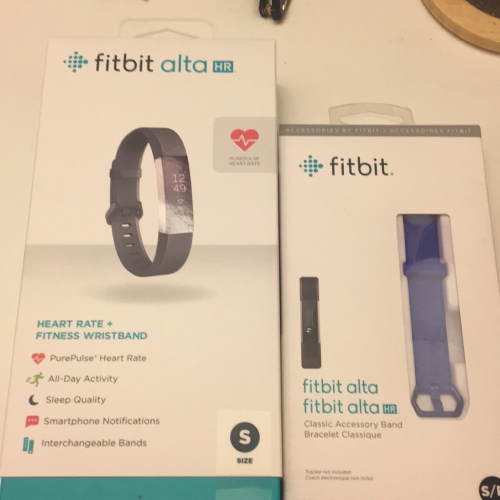 FITBIT ALTA HR (SMALL) with ACCESSORY BAND